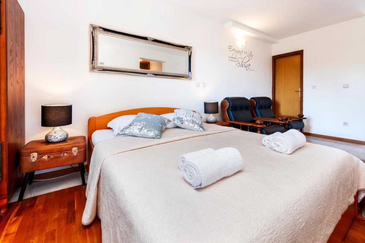 Guest House Casa Santin Rovinj Bagian luar foto